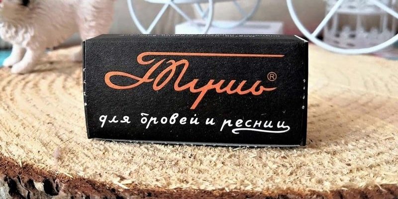 Тушь «Лениградская» и есть ли ей место в косметичке современной модницы