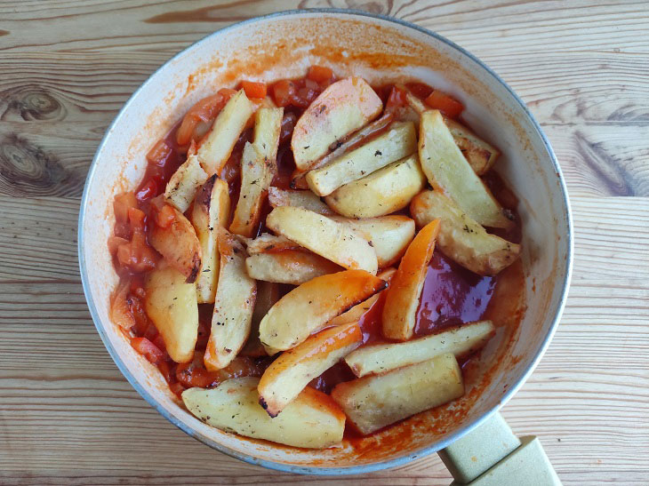 Картофель по-испански - просто готовится и очень вкусно